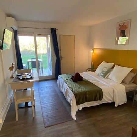 Joli Appartement 27M2 Oasis Provencale En Village Vacances En Camargue Arles Exteriér fotografie