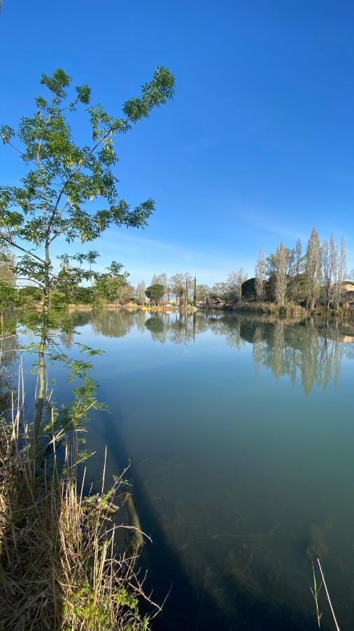Joli Appartement 27M2 Oasis Provencale En Village Vacances En Camargue Arles Exteriér fotografie