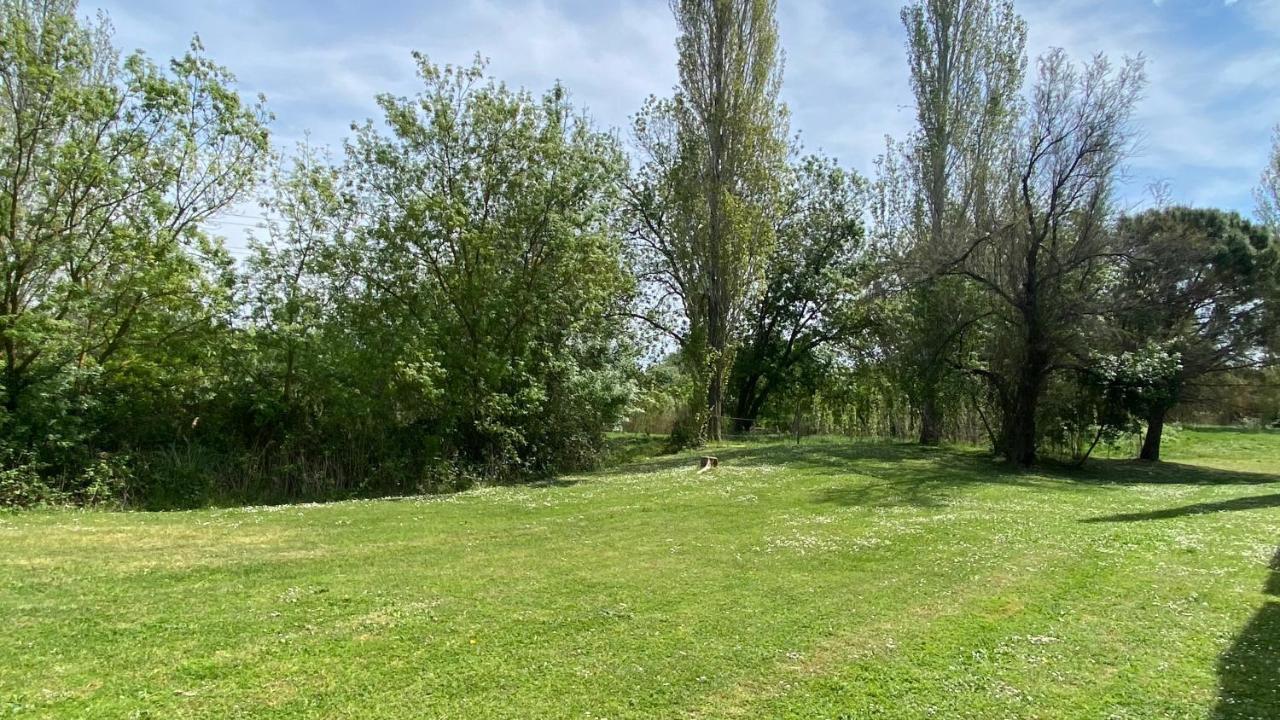 Joli Appartement 27M2 Oasis Provencale En Village Vacances En Camargue Arles Exteriér fotografie