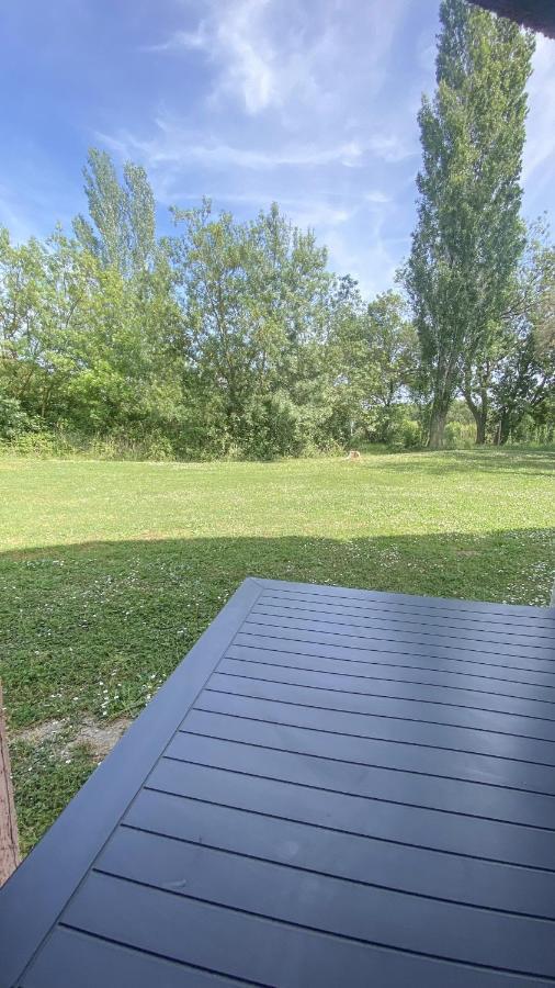 Joli Appartement 27M2 Oasis Provencale En Village Vacances En Camargue Arles Exteriér fotografie